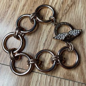 VICTORIAS SECRET GOLD ROUND LINK RHINESTONE WING TOGGLE BRACELET